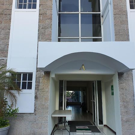 San Benito Flats Wifi 50Mg - 4 Huespedes - Parqueos Apartamento San Salvador Exterior foto