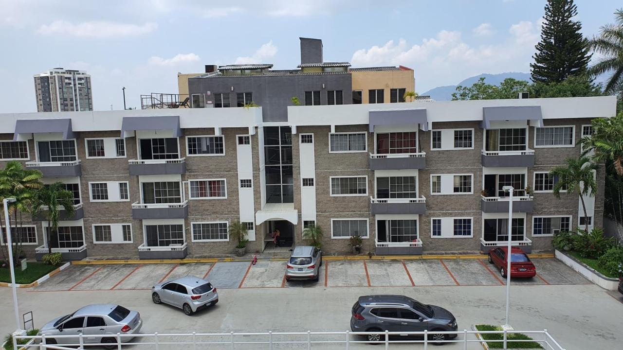 San Benito Flats Wifi 50Mg - 4 Huespedes - Parqueos Apartamento San Salvador Exterior foto